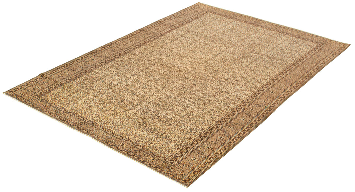 Turkish Kayseri Vintage rug, field pattern detail