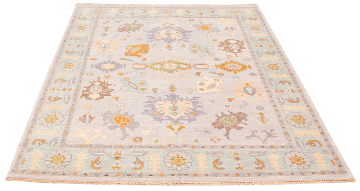 Modern Oushak rug, floral pattern detail