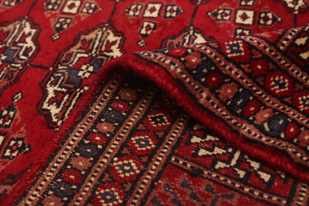Peshawar Bokhara rug, border detail